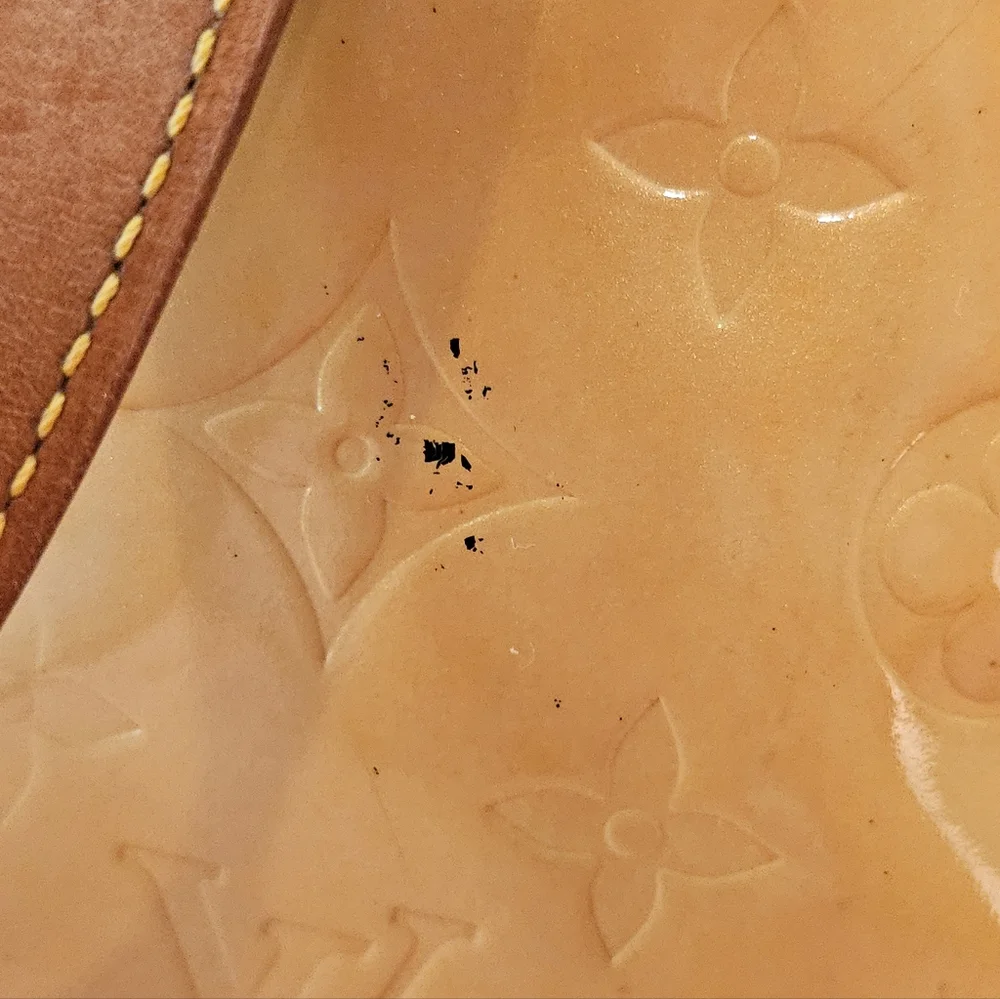 👜Louis Vuitton Vernis Houston Logo Embossed Tote Bag 🏵